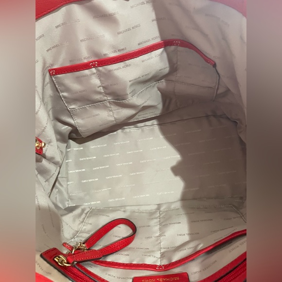Michael Kors Brooklyn Lg tote satchel💋 - Picture 7 of 10